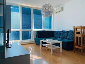 Krátkodobý prenájom, 2 izbový byt, Závodná ul., Bratislava