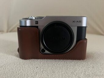 Fujifilm X-A5 – telo, plne funkčné, 2x nová batéria, púzdro,