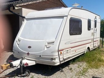 5-miestny karavan Swift Sterling Moonstone