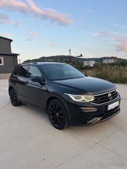 VW Tiguan R-line black 2.0TDi 147kw DSG 4x4 Virtual Iq light