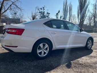 Škoda Superb 2.0 TDI, 110 kW, 69 000 km, 2020, manuál.
