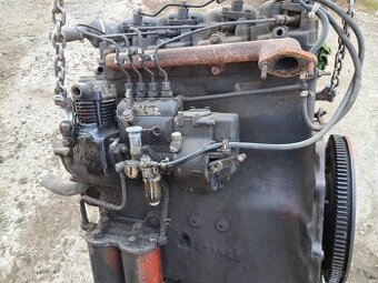 PREDAM KOMPLETNY MOTOR TRAKTOR ZETOR 6911,6945