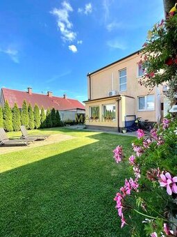 TOP - ZNÍŽENÁ CENA – Veľký 5 izbový rodinný dom po kompletne - 1