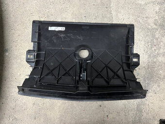 Tesla Model Y kryt predného chladiča