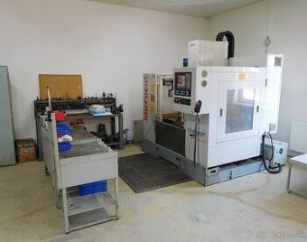 Obráběcí centrum (vertikální) MICROCUT MM 430 (7391)