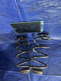 ZADNE PRUZINY NISSAN QASHQAI