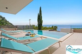 ☀Omiš(HR)-Luxusne zariadená vila s výhľadom na more
