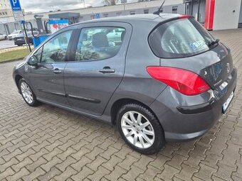 Predám Peugeot 308 1.4 70kw Benzin r.v.2009