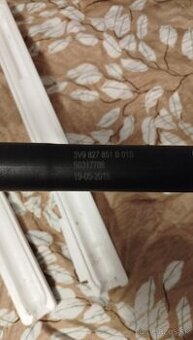 Elektrické tlmiče kufrove škoda Superb combi