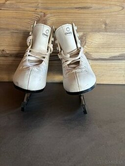 Dievčenské detské korčule-3 páry