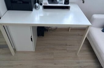 Kuchynský stôl Ikea