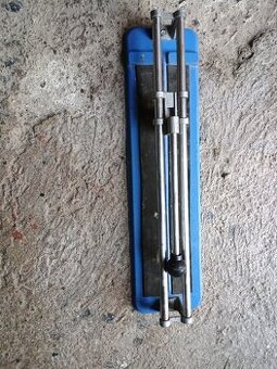 Predám rezačku na dlažbu 400 mm