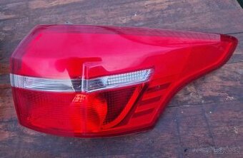 Pravé zadné koncové svetlo FORD FOCUS COMBI [10/2014-2018]