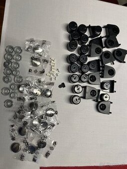 Darujem IKEA úchytky na stenu na skrinky Eket