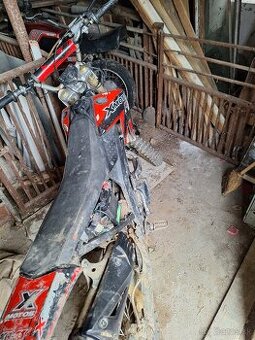 X motos 250