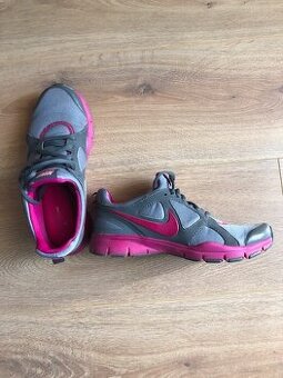 NIKE - dámske/dievčenské tenisky