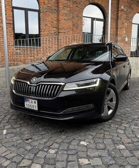 Superb Premium 2.0tdi DSG MATRIX VIRTUAL