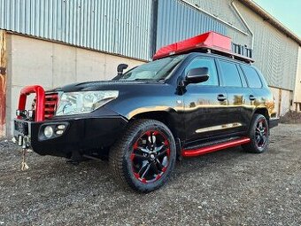 Toyota Land Cruiser 200 4.5 V8 D-4D