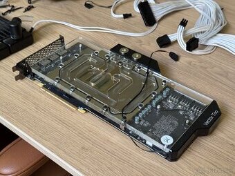 EVGA GeForce RTX 3080 FTW3 ULTRA GAMING 10G