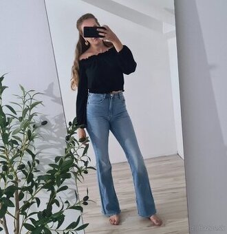 Čierne off shoulder tričko španielskeho strihu