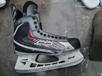 Predám hokejové korčule Bauer Vapor X 15