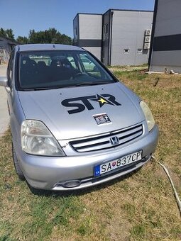 Honda stream 2l 7miestne