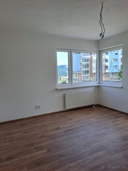 Stačí sa nasťahovať - 3i byt - Radvaň
