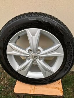 Zimne NOKIAN 215/60 r17