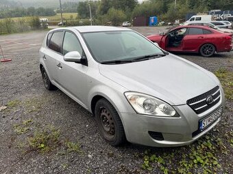 KIA Ceed - rozpredam