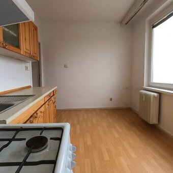 Predaj 3 izbový byt v Nových Zámkoch, Cena 121.540€