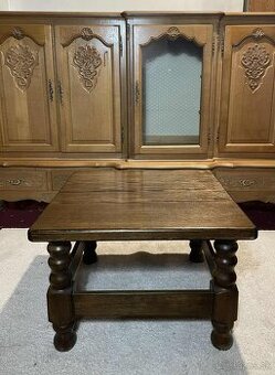 konferencny stolik, masiv, v 52 x 77 x 77 cm