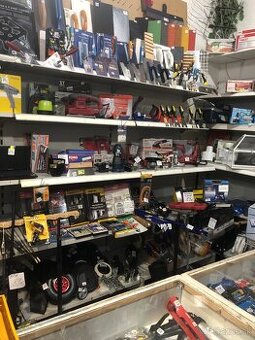 Odstúpim predajňu v plnej prevadzke.