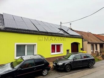 Ponúkam na predaj rodinný dom v Ružindole s fotovoltaickými - 1