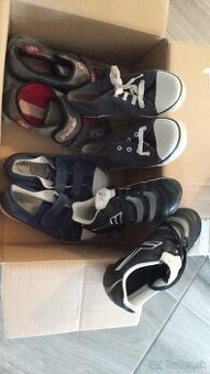 Darujem obuv/kopačky