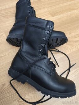 Kanady rybár , poľovník