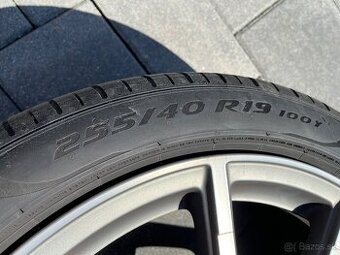 PIRELLI ZERO 255/40 R19 letné
