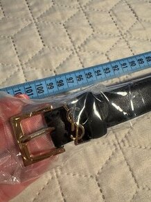 YSL opasok