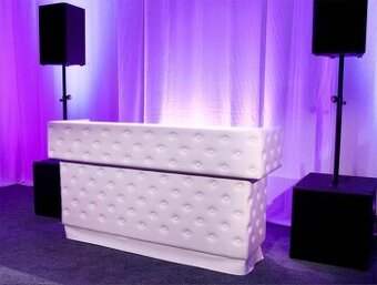 Elegatný pult pre djov