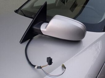 Predám spätné zrkadlo A4 b8