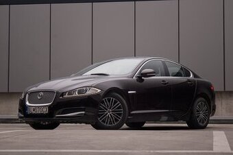 Jaguar XF 2.2D i4 Luxury EDITION - 1. majiteľ, ODPOČET DPH