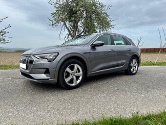 Elektromobil Audi E-Tron 50 Quattro 71kWh záruka DPH