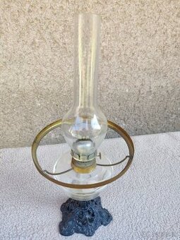 petrolejová lampa