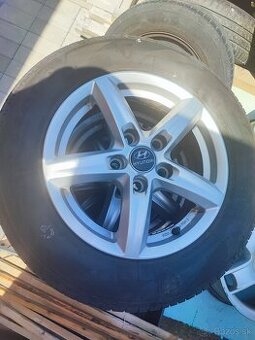 Elektróny 5x114,3 R15 letné pneu 195/65 R15
