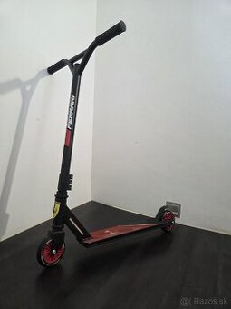 Ferrari freestyle kolobežka - 1