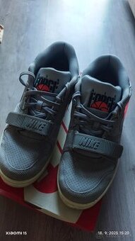 Nike Air Force - 1