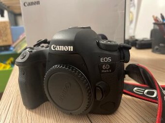 Canon EOS 6D Mark II