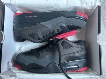 Nike Jordan 4 RM bred