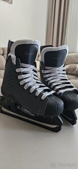 Ľadové korcule ako nove  Vel 35
