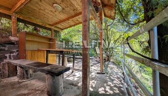 ZÁHRADA S UNIMOBUNKOU A VÝHĽADOM NA ZVOLEN , 465M2, ZVOLEN –