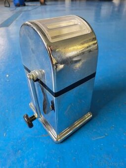 Ručný nerezový mlynček na kávu